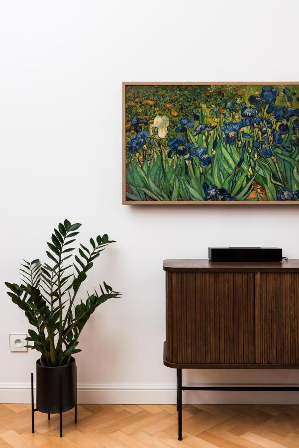 Flora Design Old Town- Free Parking Apartament *